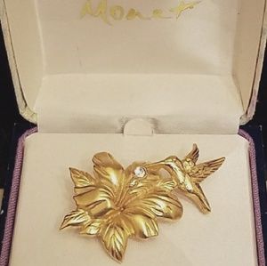 MONET Hummingbird Hibiscus Pin
